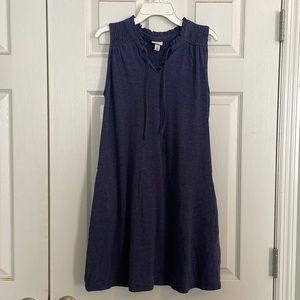 Women’s XS knit sleeveless dress